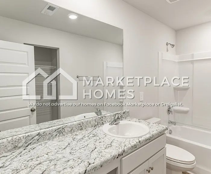 4127 Hudson Rd — Photo 15