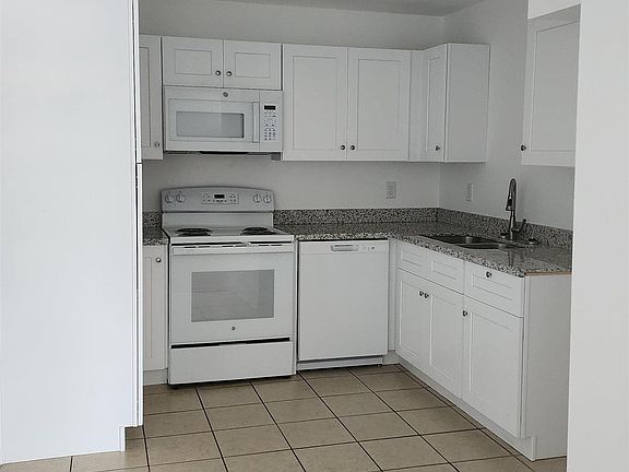 3rd image of 225 Bayou Vista Dr #4
