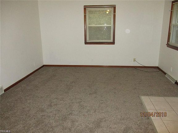 4th image of 1622 & 1624 Acoma Dr