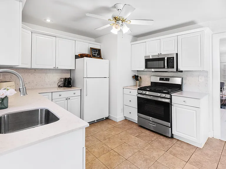 149 Towd Point Rd — Photo 10