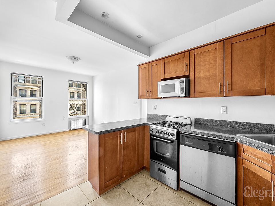 1st image of 851 W End Ave #5J