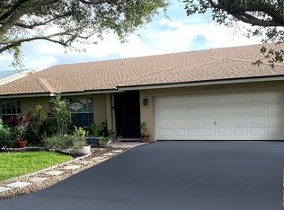 9824 NW 54th Pl, Coral Springs, FL 33076