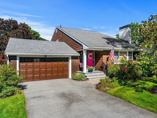 3 Larch Ave, Salem, MA 01970