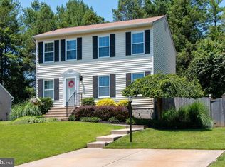 900 Black Spruce Ln, Sykesville, MD 21784