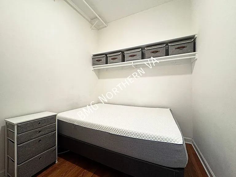 1011 Arlington Blvd #1105 — Photo 13
