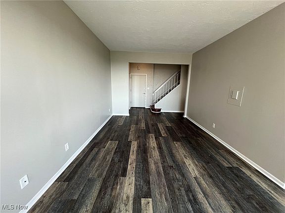 5th image of 12900 Lake Ave