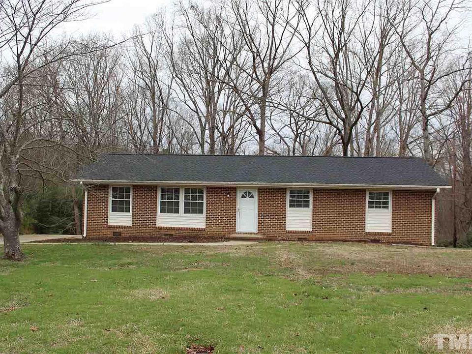 1st image of 2408 Landis Dr