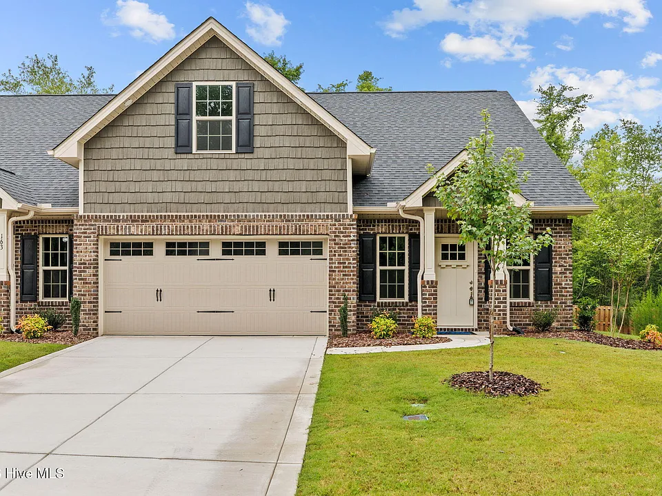 165 Lark Dr