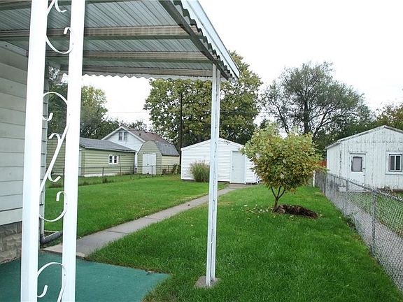 4th image of 1922 Wyoming St