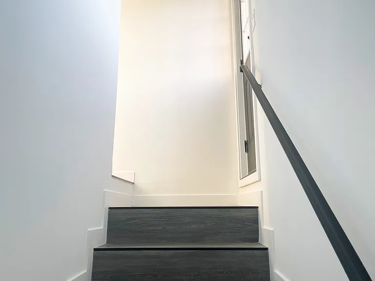 2229 S Palm Grove Ave — Photo 13