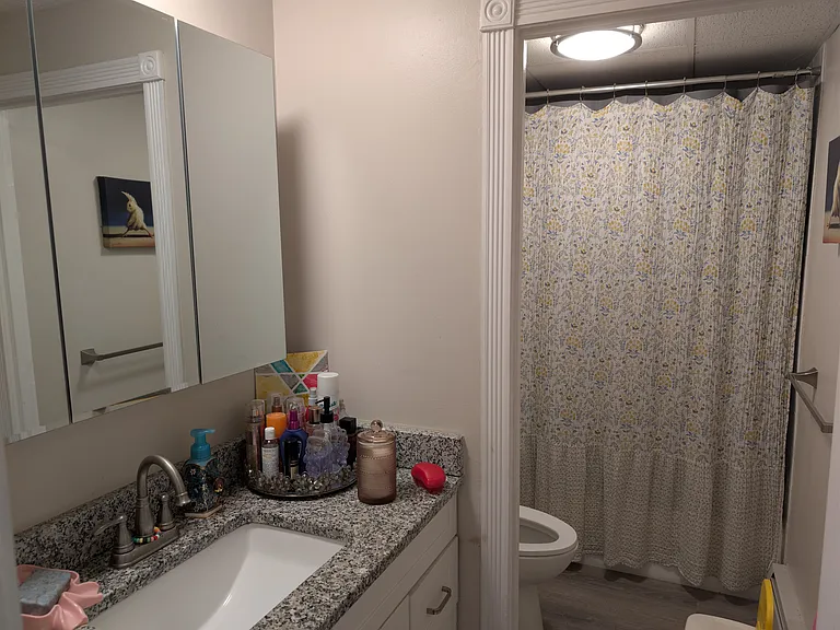 366 Simmonsville Ave — Photo 7