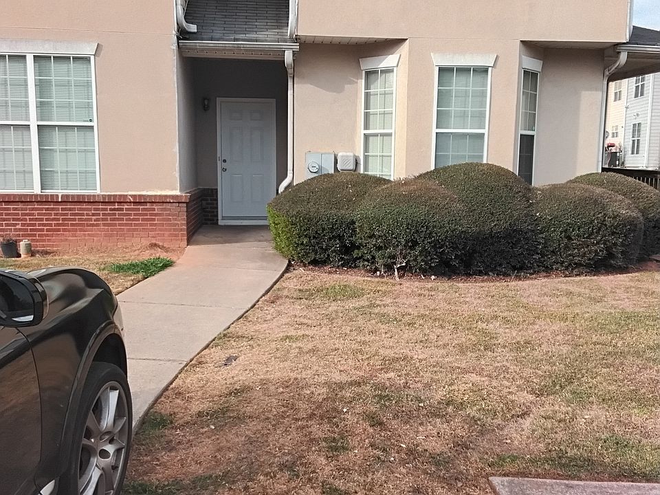 1st image of 2390 Coach Way