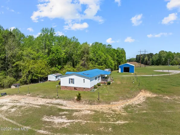 1059 Holly Court, Williamston, NC 27892