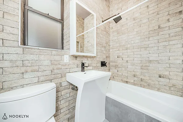 Rented by Nooklyn NYC LLC | media 9
