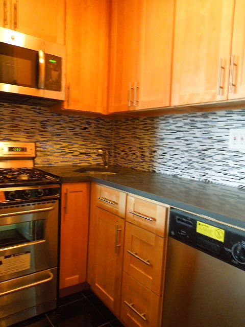 1st image of 219 W 14th St Frnt 1