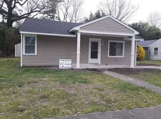 2425 Youngman Rd, Chesapeake, VA 23323