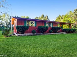 17609 McGuire Rd, Harvard, IL 60033