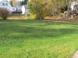 6 Calef St, Saco, ME 04072