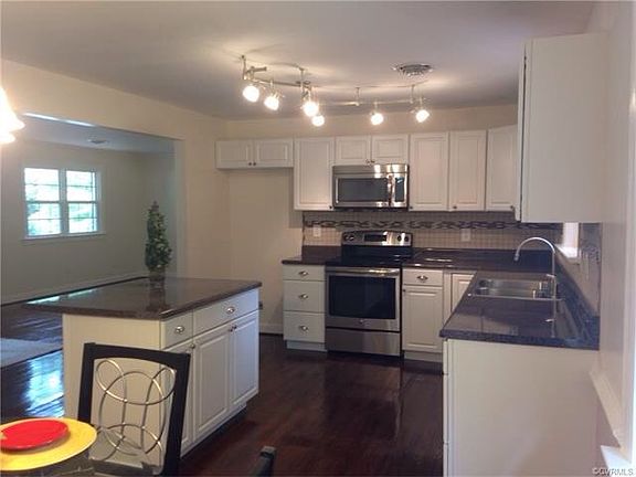 5th image of 2031 Cedarhurst Dr