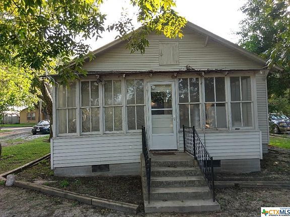 3rd image of 573 Avenue A