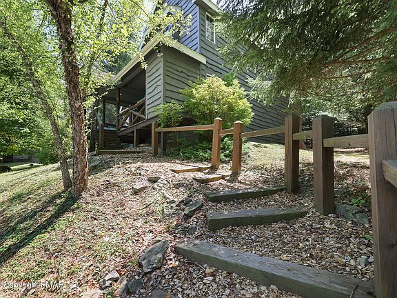 3rd image of 84 Short Hill Rd