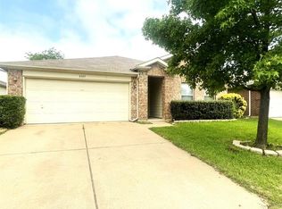 8309 Horse Whisper Ln, Fort Worth, TX 76131