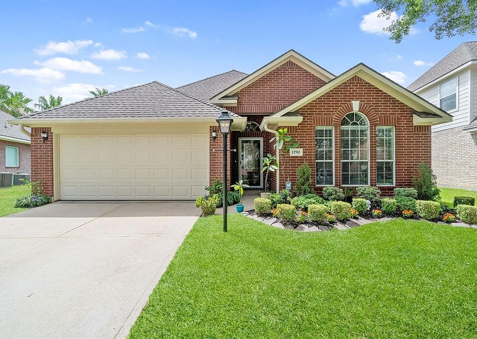 1st image of 11703 Canyon Drop Dr