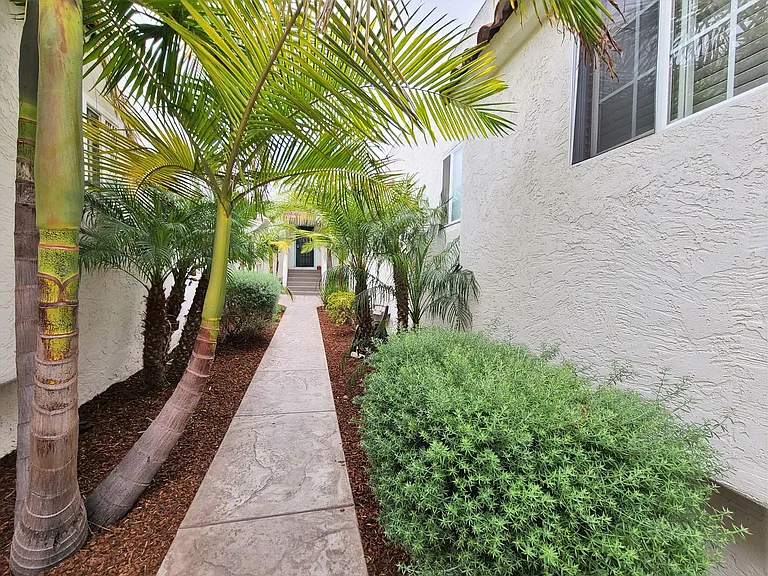 Spring Rent Special-Upgraded Hacienda Style Home! — Photo 7