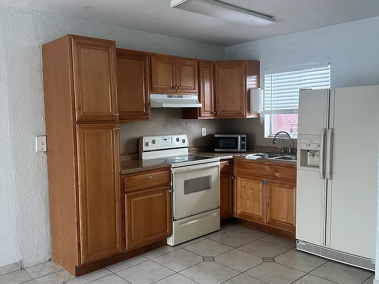 6850 W 16th Dr #319 — Photo 3