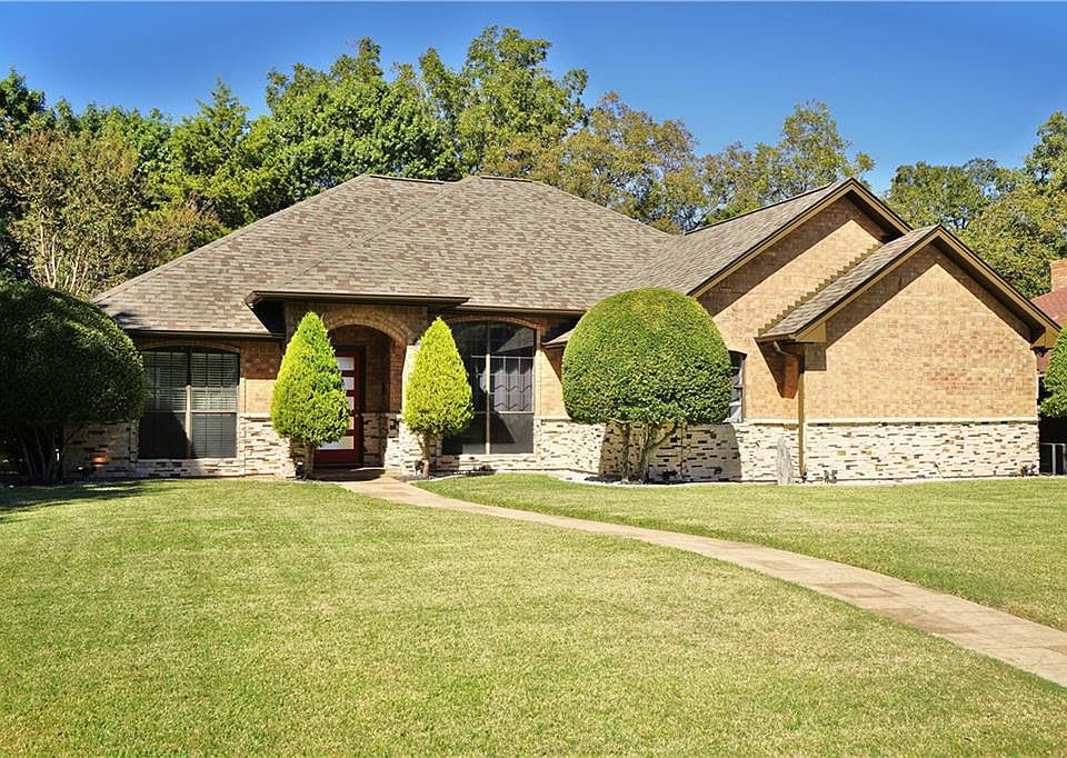 1st image of 708 Arbor Creek Dr