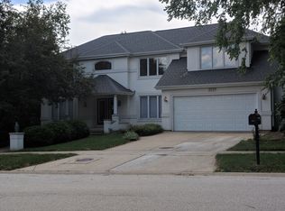 2517 Legacy Dr, Aurora, IL 60502