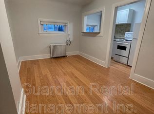 50 Ontario St #4, Thunder Bay, ON P7B3E9