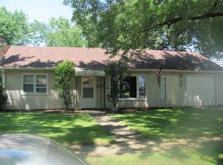 304 E Kankakee River Dr, Wilmington, IL