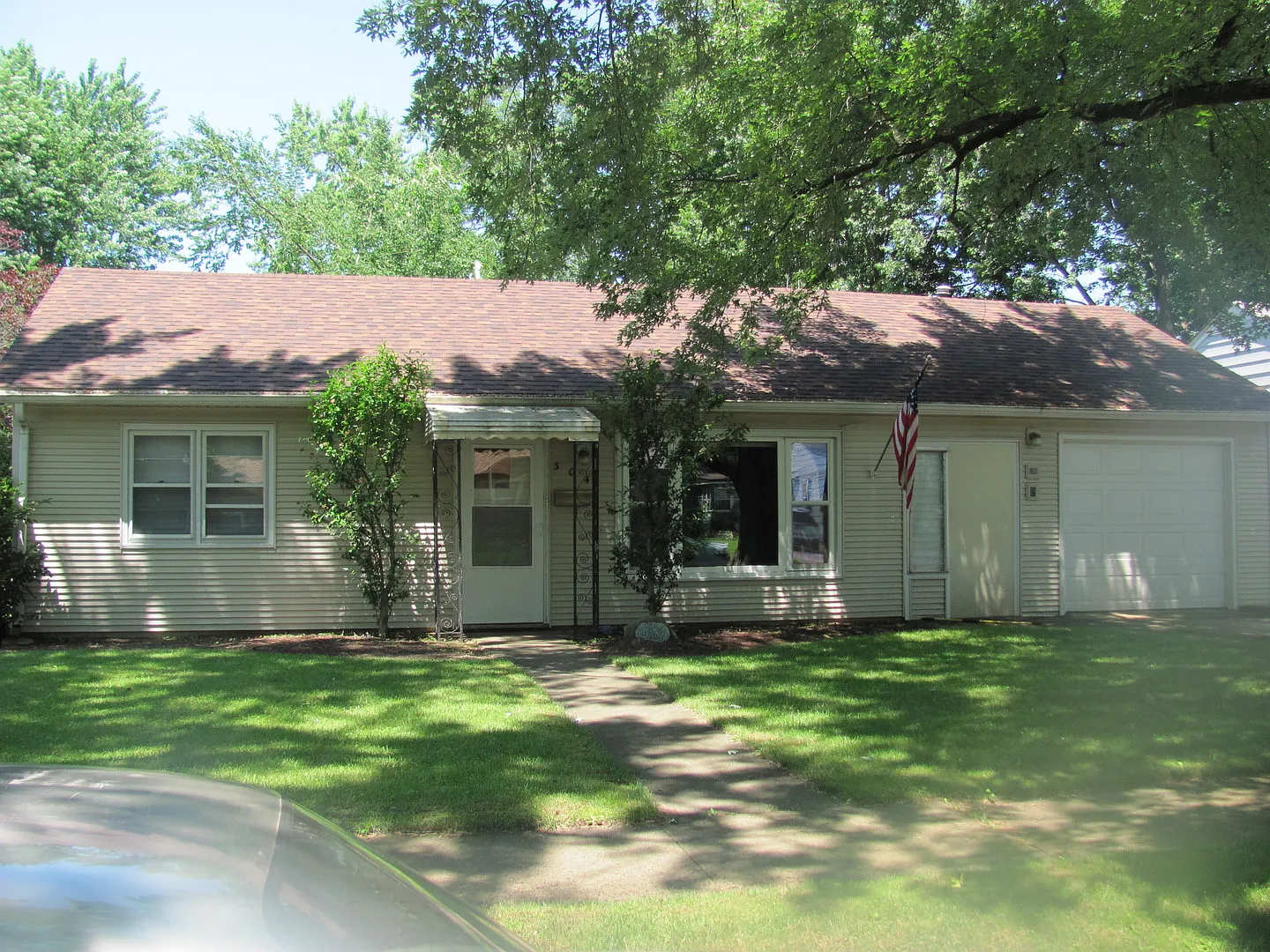 304 E Kankakee River Dr photo 1