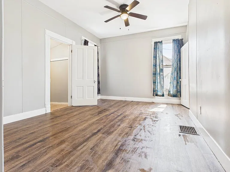 200 E Gay St #B — Photo 10