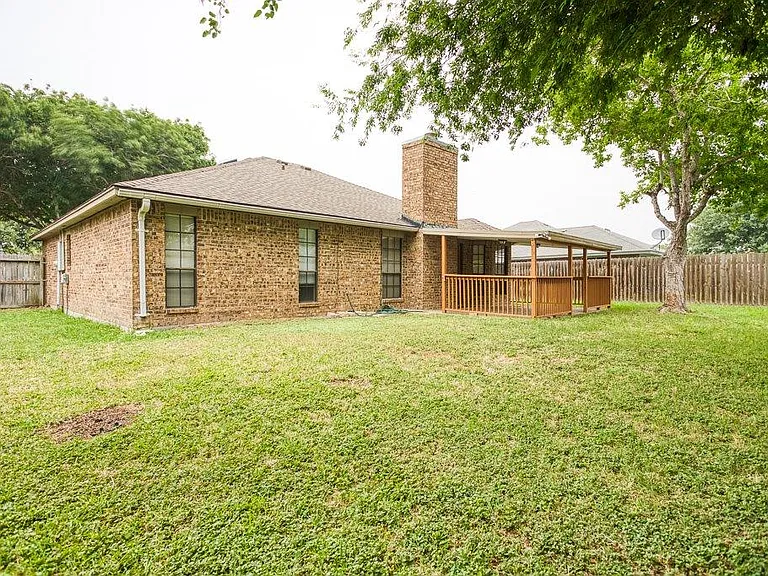 2322 Willow Dr — Photo 34