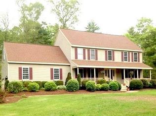 11 Edgewater Ln, Middleboro, MA 02346