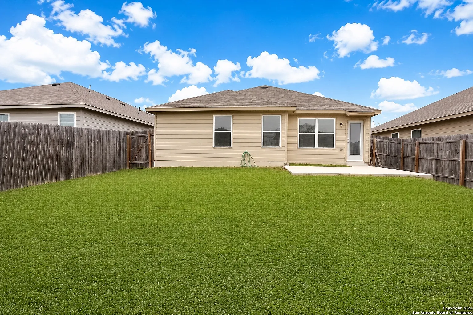 3 bed, 1495 sqft, $1,600 — Photo 4