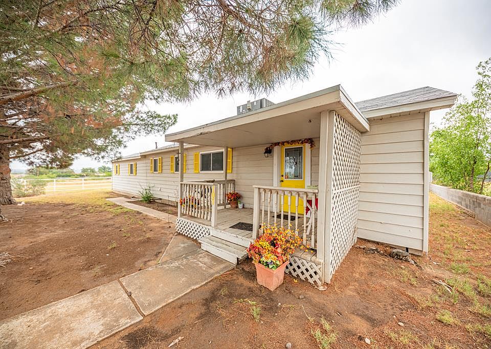 1st image of 107 Tumbleweed Ln