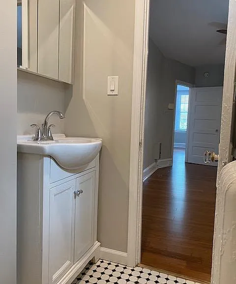 1618 Pine St #2 — Photo 18