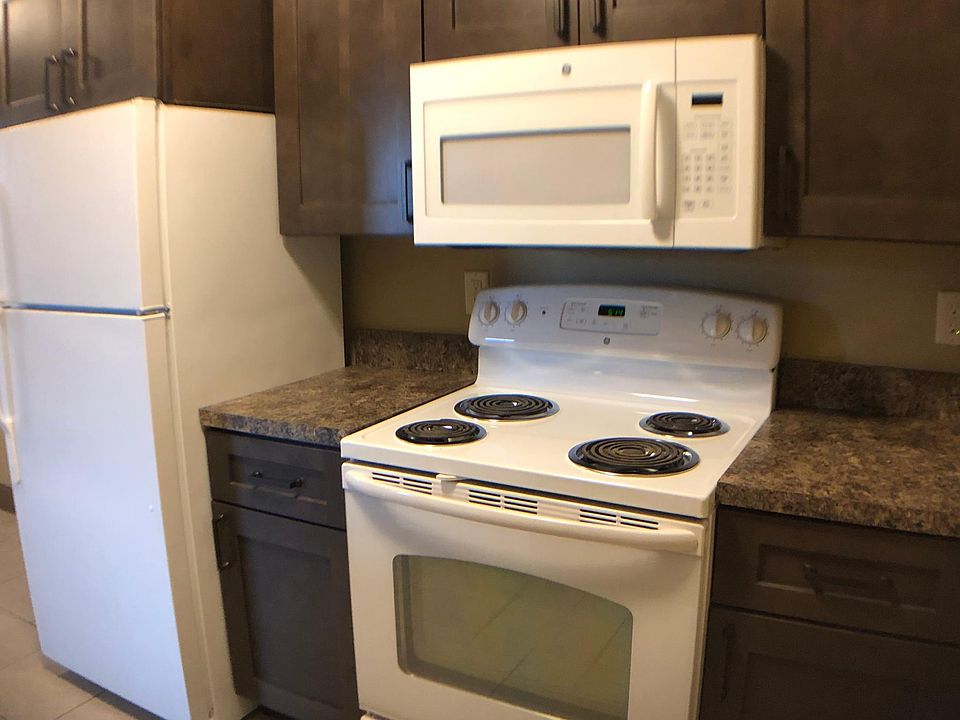 1st image of 1839 Knox St #38