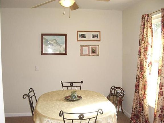 4th image of 264 Crescent Ave