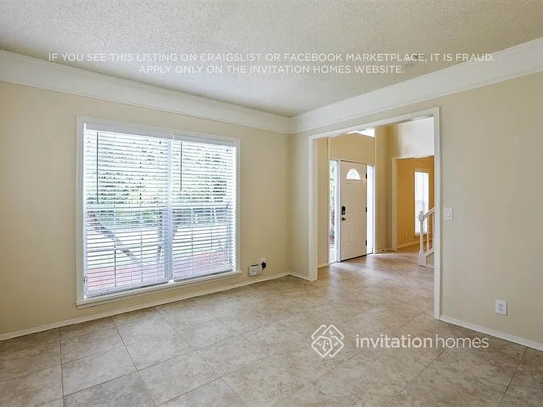3855 Sanctuary Dr — Photo 3