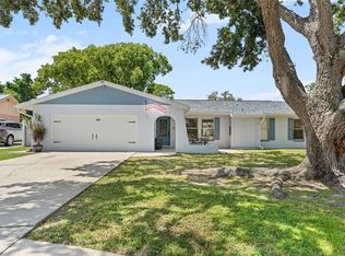 801 Ponderosa Pine Ln, Sarasota, FL 34243