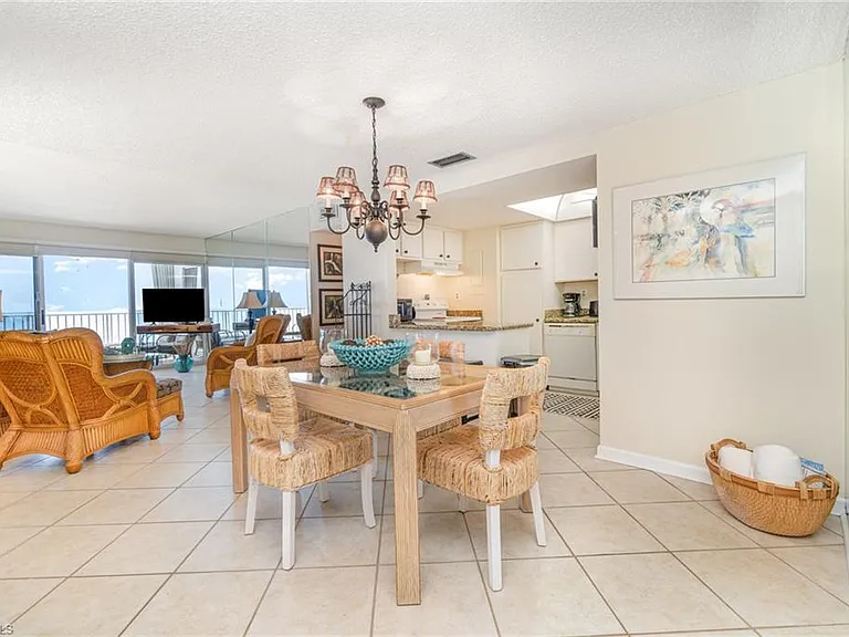 3443 Gulf Shore Blvd N #609 — Photo 3