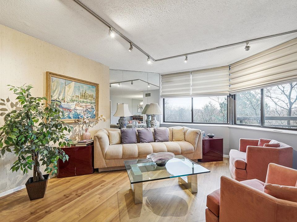 425 Harmon Cove Tower, Secaucus, NJ 07094 Zillow