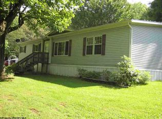 1657 Rohr Rd, Masontown, WV 26542