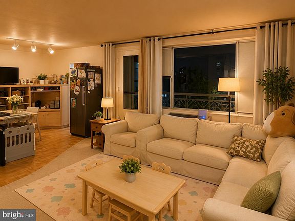5th image of 7900 Old York Rd APT 515B