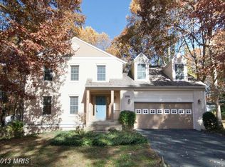 11916 Appling Valley Rd, Fairfax, VA 22030