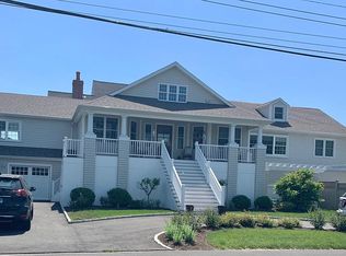 171 Carlynn Dr, Fairfield, CT 06824